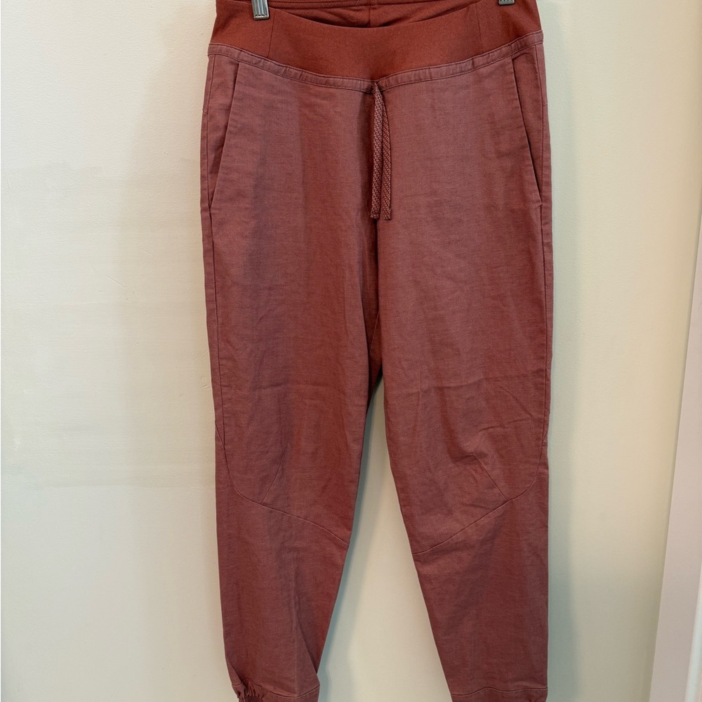 Patagonia Women's Hemp Joggers - Hampi Rock Pants in Rosehip - Picture 2 of 8